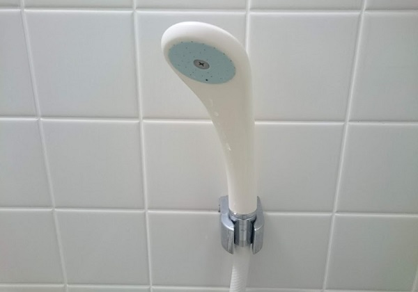 古いタイプのお風呂はシャワーヘッドを交換して快適に節約
